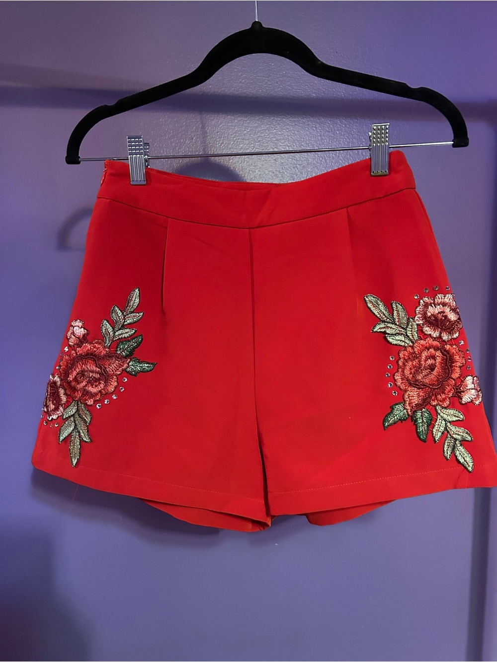 Western Country NFR Embroidered Red Women’s High-Waist Shorts